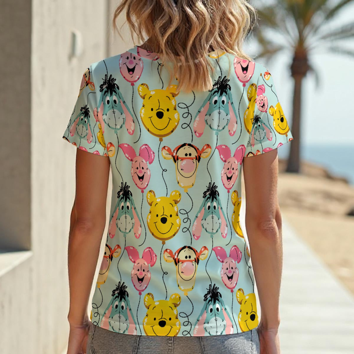 Winnie & Friends Balloons Women‘s V-neck T-Shirt|210GSM