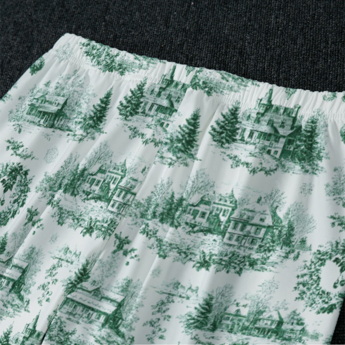 Green Christmas Toile Women's Raglan Sleeve Pajamas