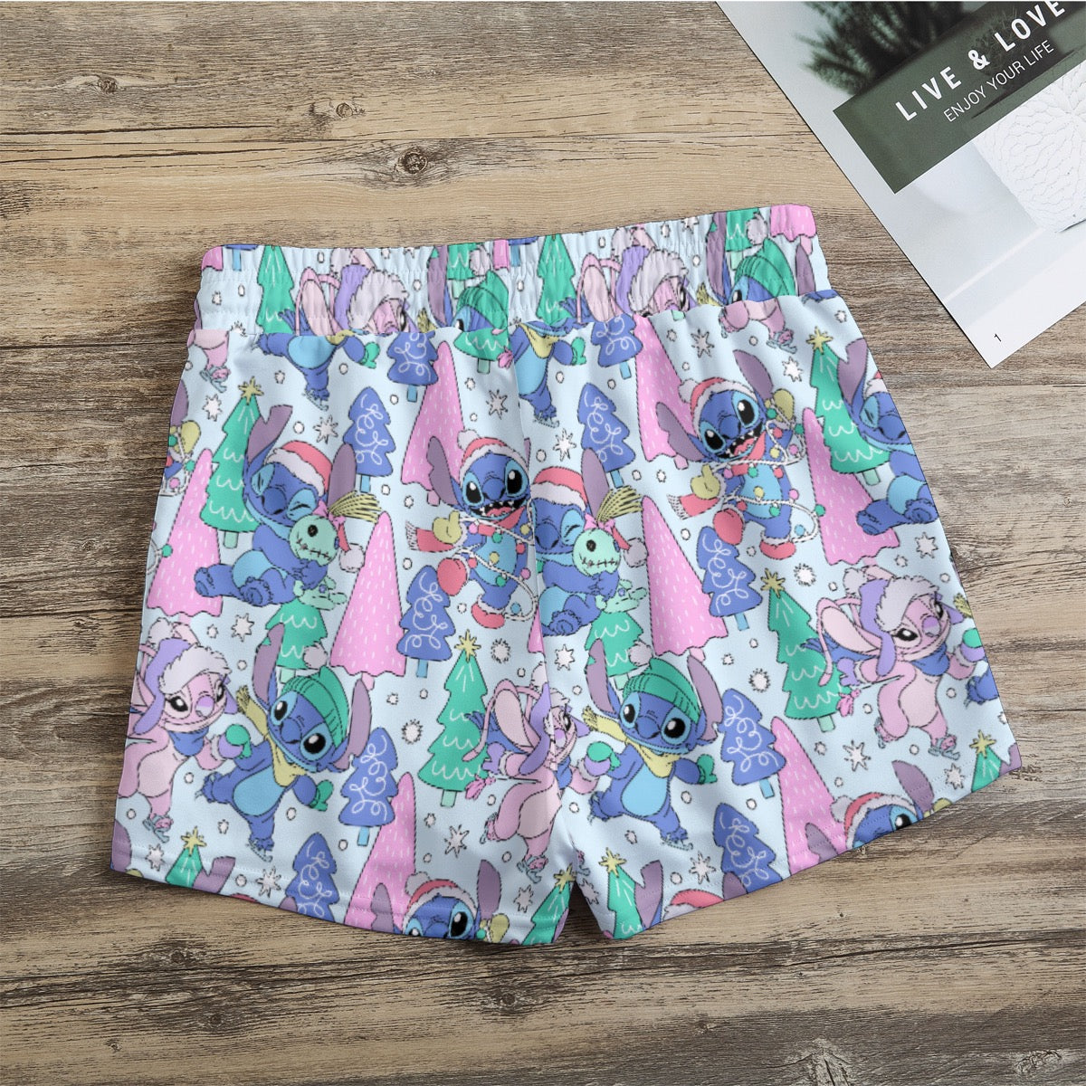 Holiday Alien Women's Casual Shorts