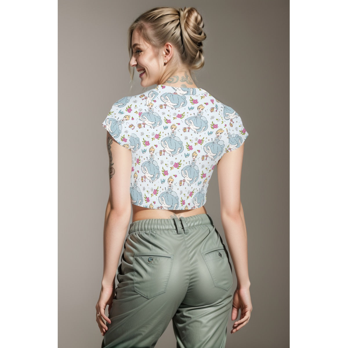 Cindy Women's Raglan Cropped T-shirt