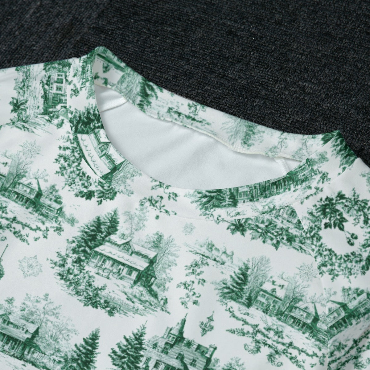 Green Christmas Toile Women's Raglan Sleeve Pajamas